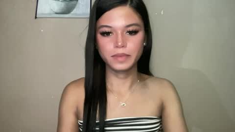Snapshot of sexy_maevemorexxx chatting on 06/27/26, 12:22 Nicole online show from 06/27/26, 12:22