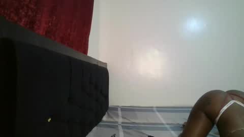 sexy_maya2 online show from 07/10/26, 05:45