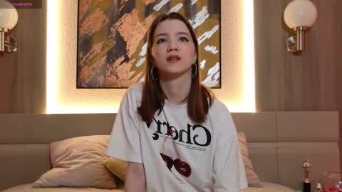 Snapshot of sexy_me_bb chatting on 11/03/25, 01:23 Alison online show from 11/03/25, 01:23