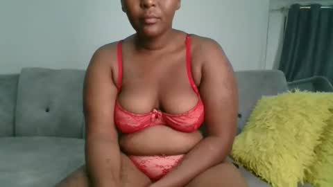 milky online show from 03/15/26, 11:00