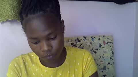 Molyne online show from 02/14/26, 04:15