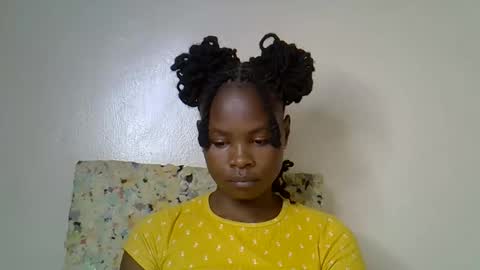 Molyne online show from 03/11/26, 01:44