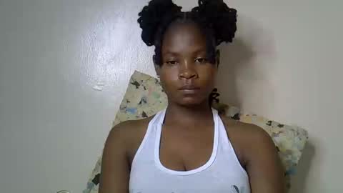 Molyne online show from 03/11/26, 02:01