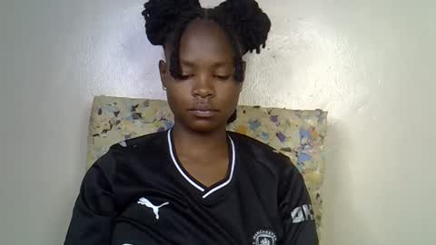 Molyne online show from 03/12/26, 05:24