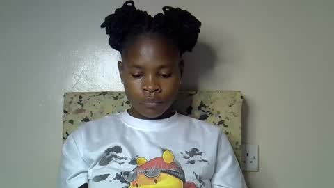 Molyne online show from 03/23/26, 12:58