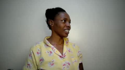 sexy_muna2 online show from 03/18/26, 12:30