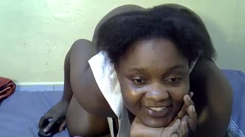 sexy_naila2 online show from 03/25/26, 07:42