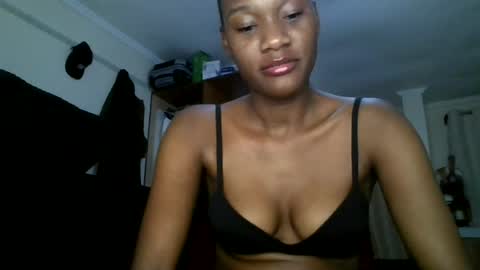 Nyla online show from 07/29/26, 12:09