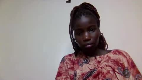 sexy_petittie online show from 09/12/25, 09:37