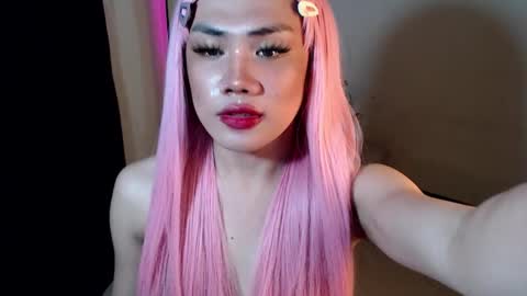 Snapshot of sexy_rc18 chatting on 12/06/24, 03:19 RC online show from 12/06/24, 03:19