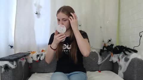 Alina online show from 10/30/25, 07:54