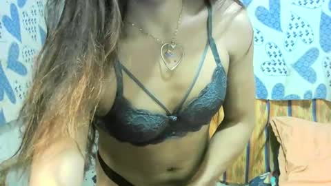 Snapshot of sexy_scarlet69 chatting on 07/22/26, 02:31 scarlet online show from 07/22/26, 02:31