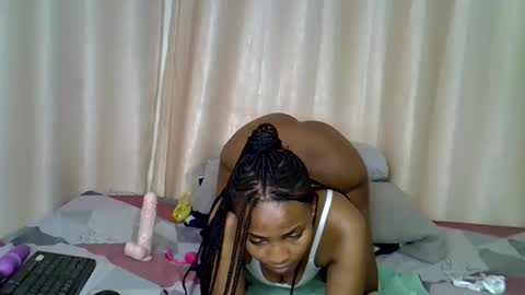 sexy_shan09 online show from 02/03/26, 02:53