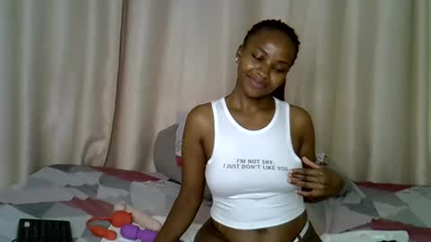 sexy_shan09 online show from 02/18/26, 01:01