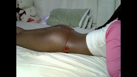 Valentine online show from 04/19/26, 12:43