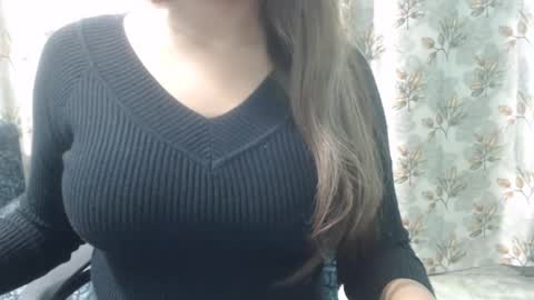 Snapshot of sexy_soniya chatting on 01/12/25, 11:28 Soniya online show from 01/12/25, 11:28
