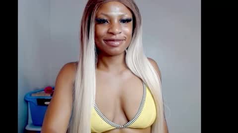 Snapshot of sexy_sophya chatting on 02/03/26, 07:35 sophia online show from 02/03/26, 07:35