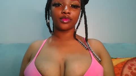 Snapshot of sexy_sweetcandy chatting on 12/26/24, 03:53 sexy sweetcandy online show from 12/26/24, 03:53