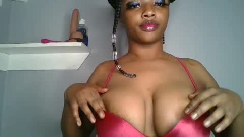 Snapshot of sexy_sweetcandy chatting on 12/30/24, 05:23 sexy sweetcandy online show from 12/30/24, 05:23