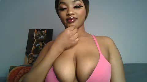 Snapshot of sexy_sweetcandy chatting on 03/08/25, 01:57 sexy sweetcandy online show from 03/08/25, 01:57