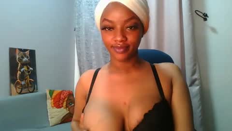 Snapshot of sexy_sweetcandy chatting on 10/09/25, 06:33 sexy sweetcandy online show from 10/09/25, 06:33