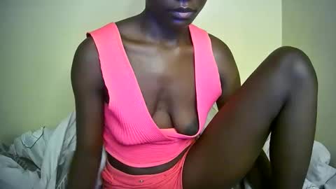 sexy_tania1 online show from 02/02/26, 08:57