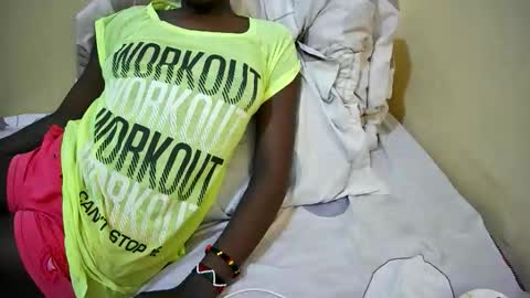 sexy_tania1 online show from 03/10/26, 09:36