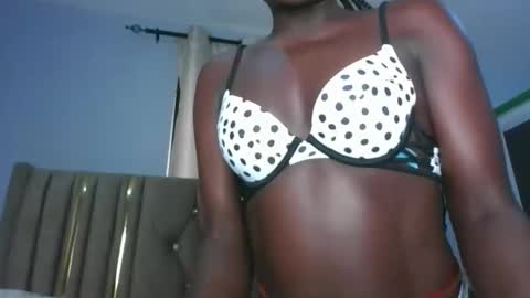 Snapshot of sexy_veena chatting on 09/20/25, 08:04 sexy_veena online show from 09/20/25, 08:04
