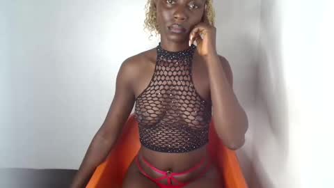 lily online show from 09/13/25, 10:42