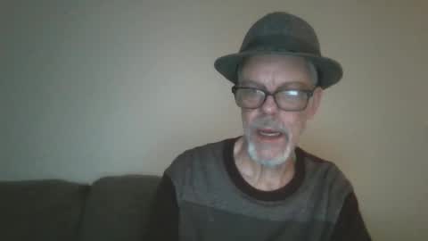 Snapshot of sexy_white_daddy chatting on 02/28/25, 03:48 Daddy online show from 02/28/25, 03:48
