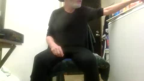 Daddy online show from 04/19/26, 12:04