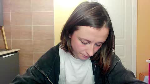 Mandy Green online show from 10/03/25, 12:07