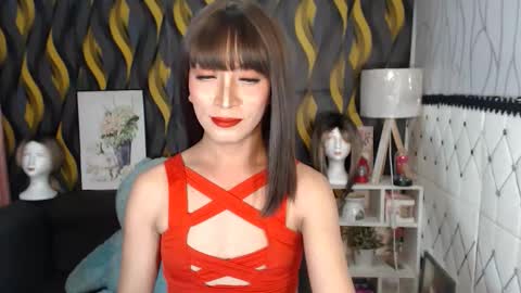 sexy_yllona online show from 10/30/25, 02:57