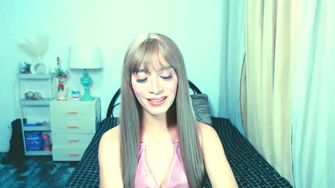 Snapshot of sexy_yllona chatting on 05/14/26, 02:07 sexy_yllona online show from 05/14/26, 02:07