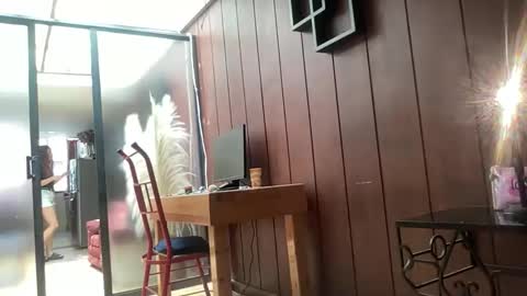 Alice Skay online show from 10/22/25, 04:18