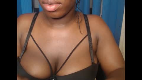 Snapshot of sexyannx chatting on 09/15/25, 07:03 sexyannx online show from 09/15/25, 07:03