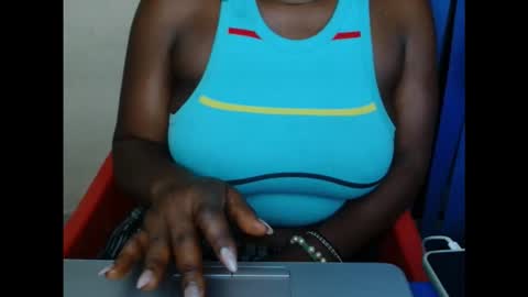 Snapshot of sexyannx chatting on 09/21/25, 04:47 sexyannx online show from 09/21/25, 04:47