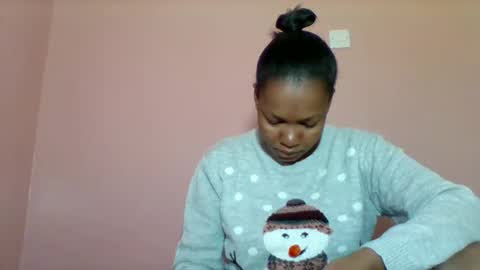 Snapshot of sexyapple2002 chatting on 09/09/25, 06:57 sexyapple2002 online show from 09/09/25, 06:57