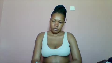 Snapshot of sexyapple2002 chatting on 09/21/25, 05:58 sexyapple2002 online show from 09/21/25, 05:58