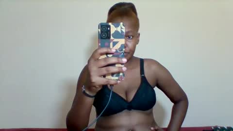 sexyapple2002 online show from 02/13/26, 07:10