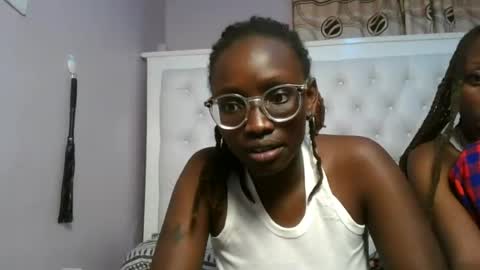 Snapshot of sexyary chatting on 07/04/26, 06:03 sexyary online show from 07/04/26, 06:03