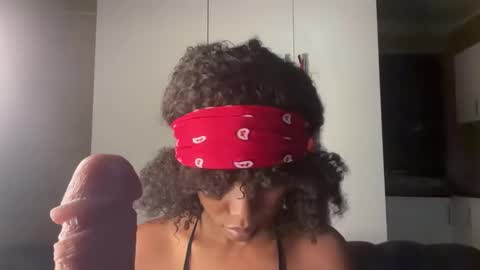 sexyasszeeee online show from 04/15/26, 06:59