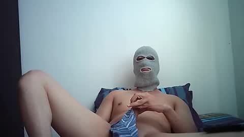 Snapshot of sexyatrevidoo chatting on 09/20/25, 06:09 SesyMen online show from 09/20/25, 06:09