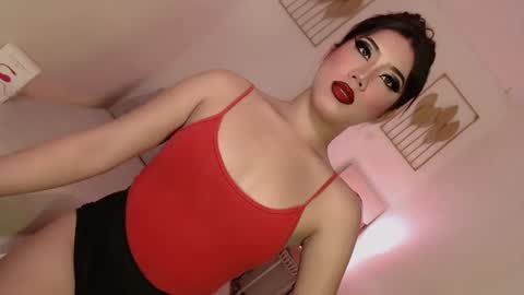 Lexie online show from 02/05/25, 09:36