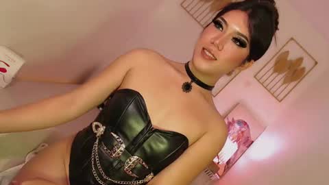 Lexie online show from 02/10/25, 04:14