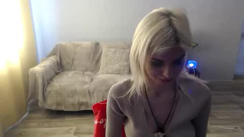 Snapshot of sexybeatriice chatting on 05/03/26, 06:19 sexybeatriice online show from 05/03/26, 06:19
