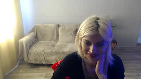 Snapshot of sexybeatriice chatting on 05/16/26, 06:21 sexybeatriice online show from 05/16/26, 06:21