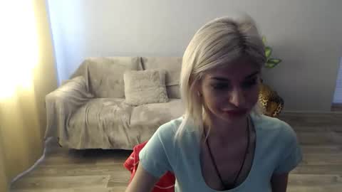 Snapshot of sexybeatriice chatting on 06/03/26, 06:16 sexybeatriice online show from 06/03/26, 06:16