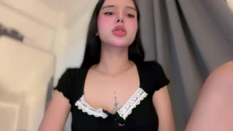 Snapshot of sexybite1 chatting on 05/24/26, 10:31 Seraphina Blaze online show from 05/24/26, 10:31