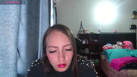 Snapshot of sexyblondiey chatting on 10/16/25, 08:54 sexyblondiey online show from 10/16/25, 08:54